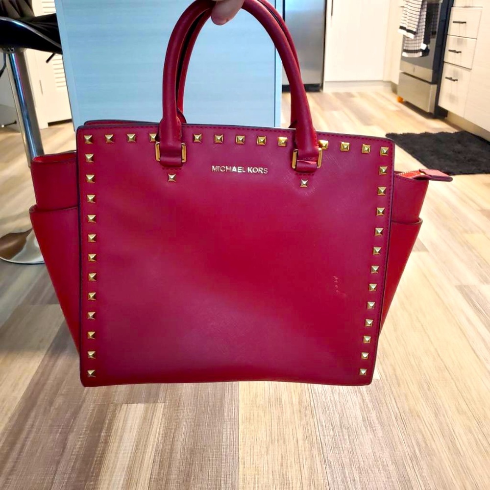 Michael Kors Purse